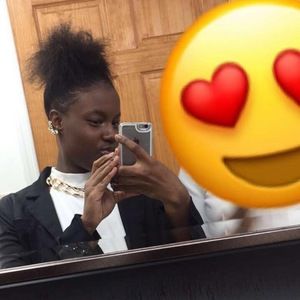 Meet your Posher, Leanda